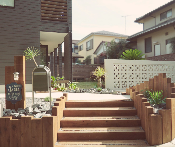 千葉県のゼロキューブ マリブ(ZERO-CUBE MALIBU)モデルハウス エントランスのドライガーデン