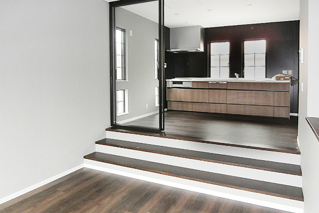 ゼロキューブ ステップフロア(ZERO-CUBE STEPFLOOR)施工事例 カスタムアレンジ